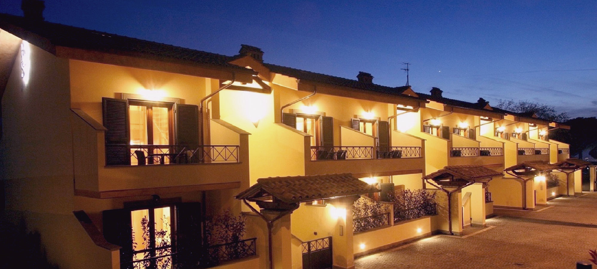 Borgo Castel Savelli - Hotel Apartments